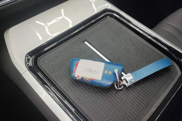 Used SAIC MAXUS Dajia 7 2024 Super Hybrid Ultra-Long Range Edition – Premium Version Interior 1