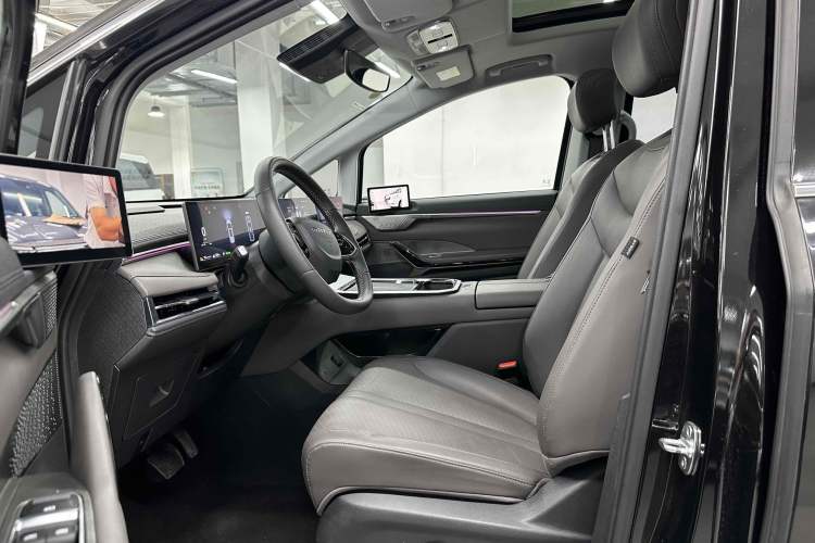 Used SAIC MAXUS Dajia 7 2024 Super Hybrid Long-Range Flagship Edition Interior 3