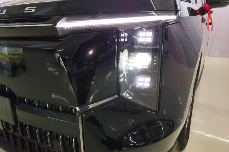 Used SAIC MAXUS Dajia 7 2024 Super Hybrid Long-Range Edition Enjoyment Version Left Front Headlight