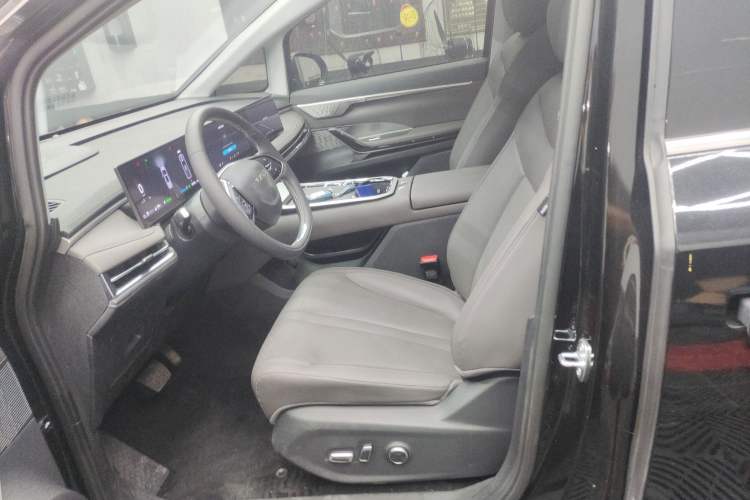 Used SAIC MAXUS Dajia 7 2024 Super Hybrid Ultra-Long Range Edition – Premium Version Left Front Seat