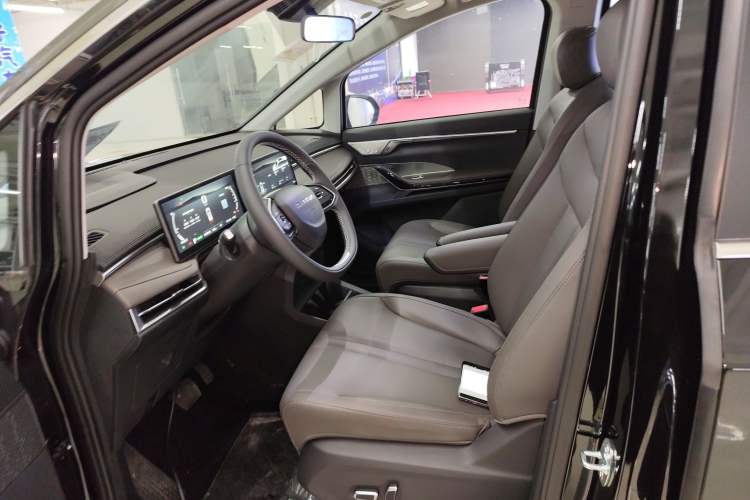 Used SAIC MAXUS Dajia 7 2024 Super Hybrid Long-Range Edition Enjoyment Version Left Front Seat