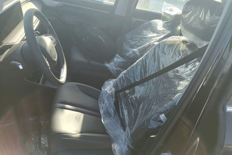 Used SAIC MAXUS Dajia 7 2024 Revised Version Super Hybrid Long-Range Edition Enjoyment Version Left Front Seat