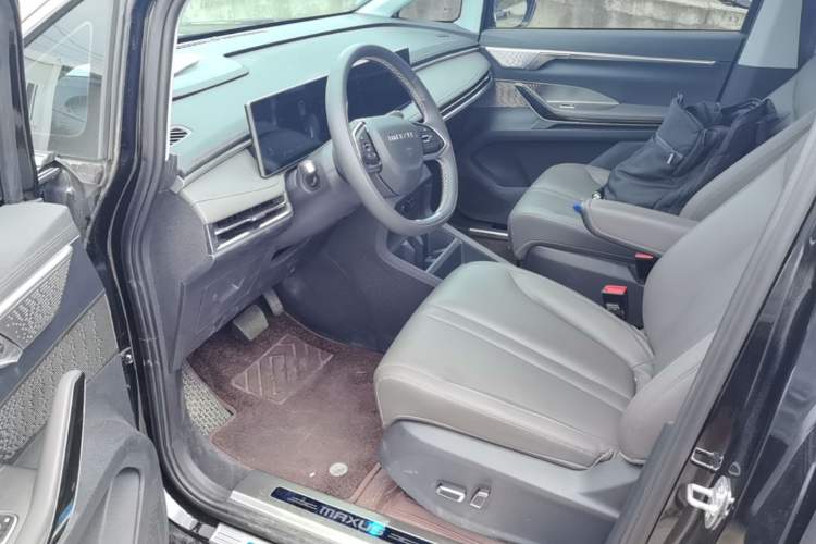 Used SAIC MAXUS Dajia 7 2024 Revised Version Super Hybrid Long-Range Edition Enjoyment Version Left Front Seat