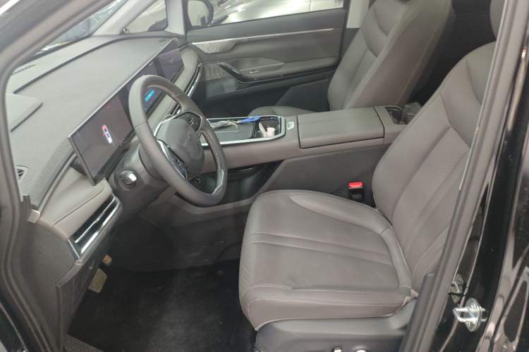 Used SAIC MAXUS Dajia 7 2024 Super Hybrid Ultra-Long Range Edition – Premium Version Left Front Seat