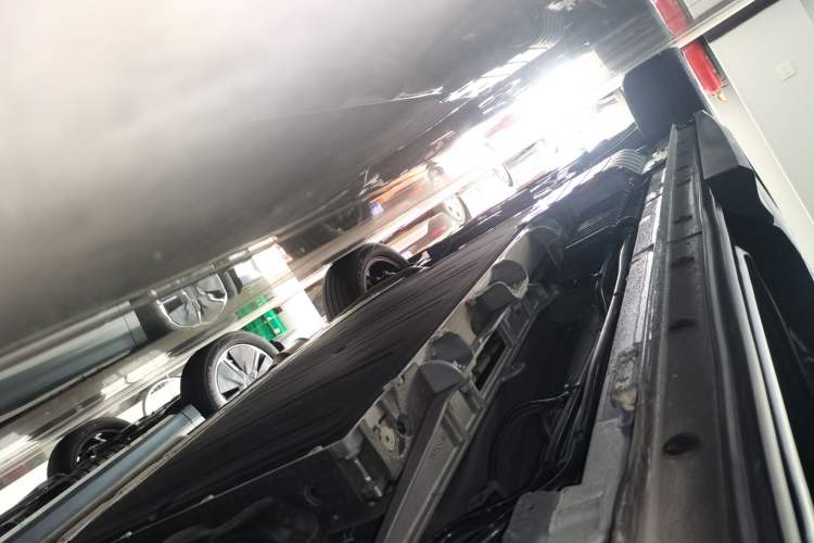 Used SAIC MAXUS Dajia 7 2024 Revised Version Super Hybrid Long-Range Edition Enjoyment Version Left Side Sill