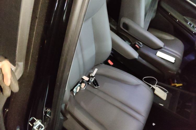 Used SAIC MAXUS Dajia 7 2024 Revised Version Super Hybrid Long-Range Edition Enjoyment Version Right Front Seat