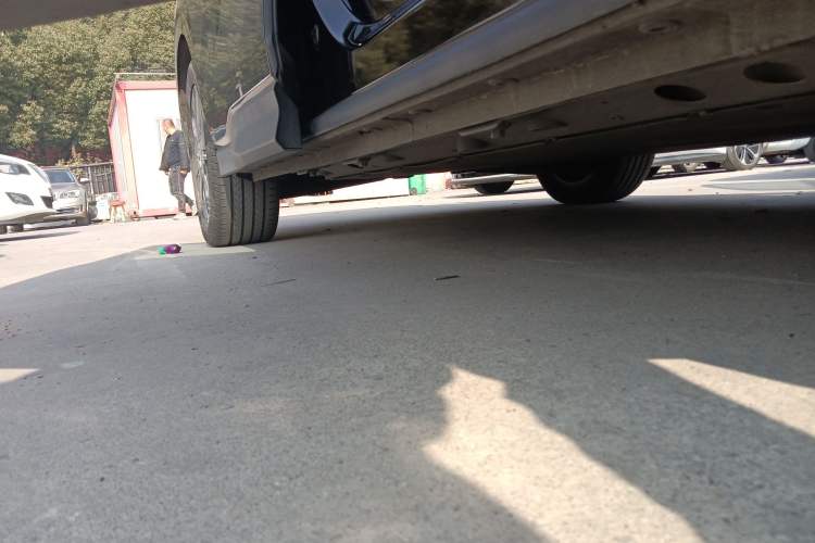 Used SAIC MAXUS Dajia 7 2024 605 km Extended-Range Forest Version Right Side Sill