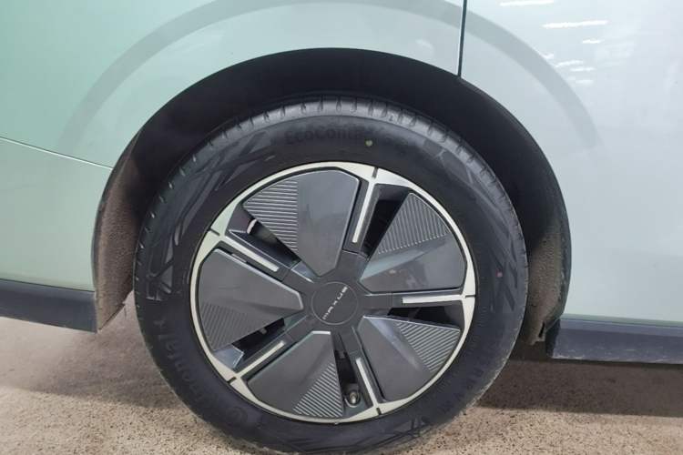 Used SAIC MAXUS Dajia 7 2024 605 km Extended Range Highland Version Six-Seater Exterior 5