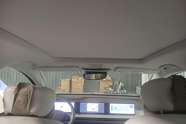 Used SAIC MAXUS Dajia 7 2024 605 km Extended Range Highland Version Six-Seater Headliner