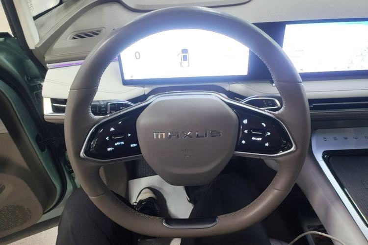 Used SAIC MAXUS Dajia 7 2024 605 km Extended Range Highland Version Six-Seater Steering Wheel