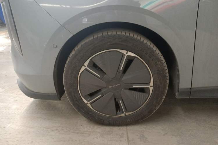 Used SAIC MAXUS Dajia 7 2024 605 km Extended Range Mountain Edition 7-Seater Exterior 4