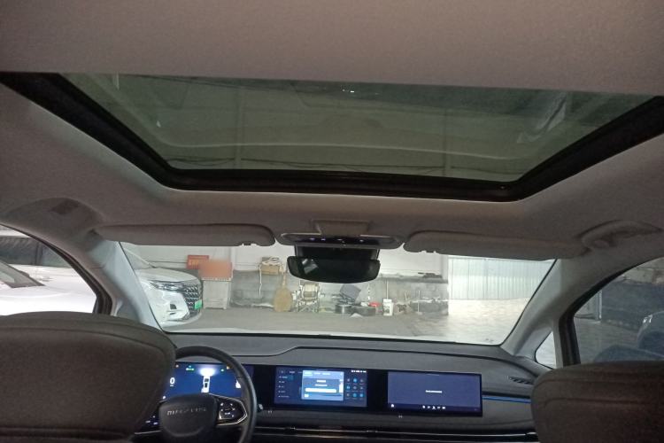 Used SAIC MAXUS Dajia 7 2024 605 km Extended Range Mountain Edition 7-Seater Headliner
