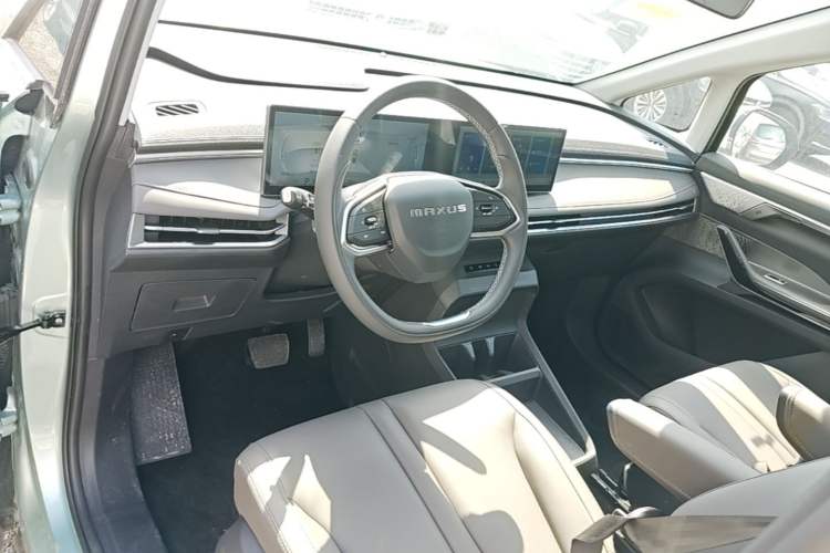 Used SAIC MAXUS Dajia 7 2024 Revised Version Super Hybrid Long-Range Edition Enjoyment Version Center Console