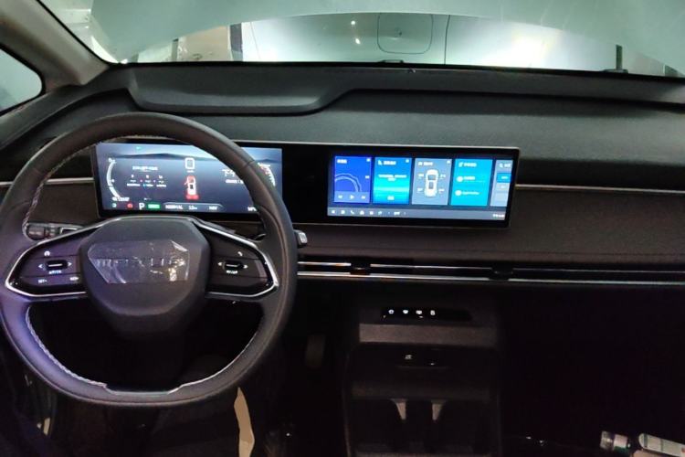Used SAIC MAXUS Dajia 7 2024 Revised Version Super Hybrid Long-Range Edition Enjoyment Version Center Console