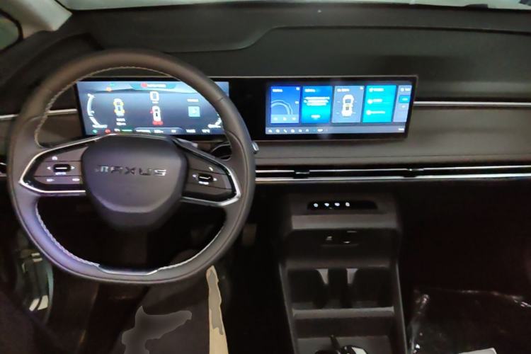 Used SAIC MAXUS Dajia 7 2024 Revised Version Super Hybrid Long-Range Edition Enjoyment Version Center Console