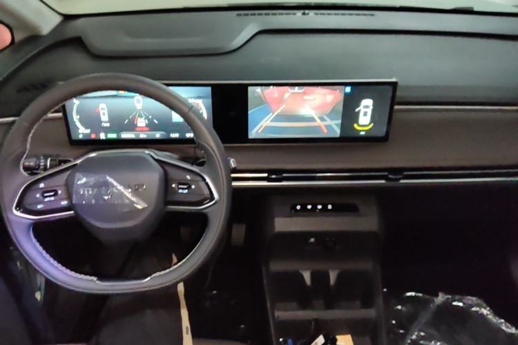 Used SAIC MAXUS Dajia 7 2024 Revised Version Super Hybrid Long-Range Edition Enjoyment Version Center Console