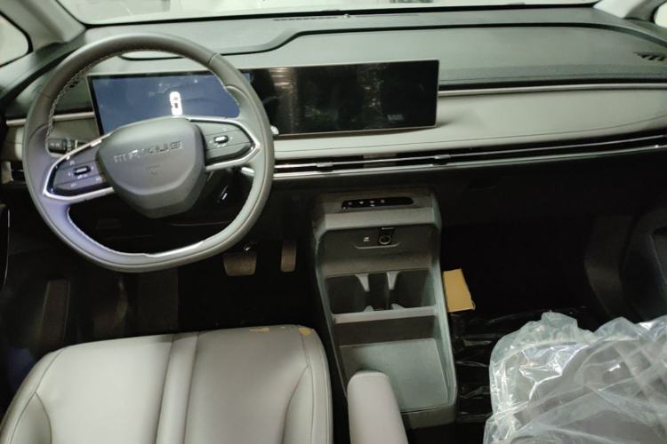 Used SAIC MAXUS Dajia 7 2024 Revised Version Super Hybrid Long-Range Edition Enjoyment Version Center Console