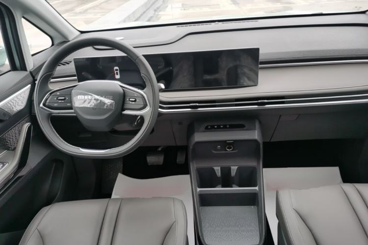 Used SAIC MAXUS Dajia 7 2024 Revised Version Super Hybrid Long-Range Edition Enjoyment Version Center Console