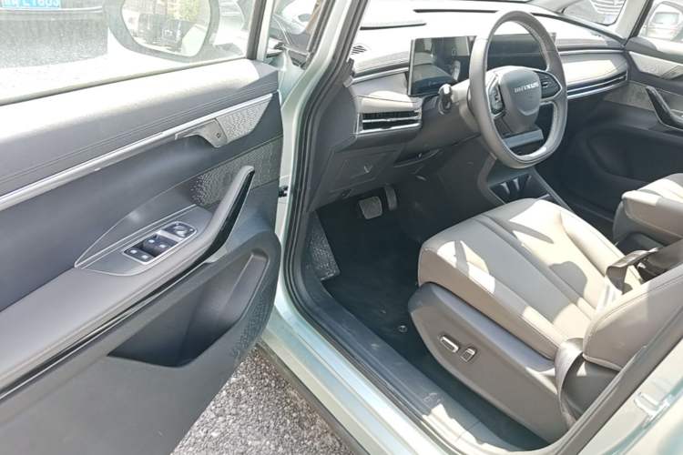 Used SAIC MAXUS Dajia 7 2024 Revised Version Super Hybrid Long-Range Edition Enjoyment Version Driver Seat