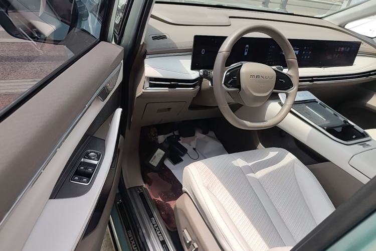 Used SAIC MAXUS Dajia 7 2024 605 km Extended-Range Forest Version Driver Seat