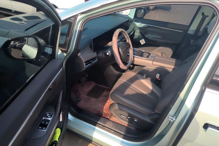 Used SAIC MAXUS Dajia 7 2024 Super Hybrid Ultra-Long Range Edition – Premium Version Driver Seat
