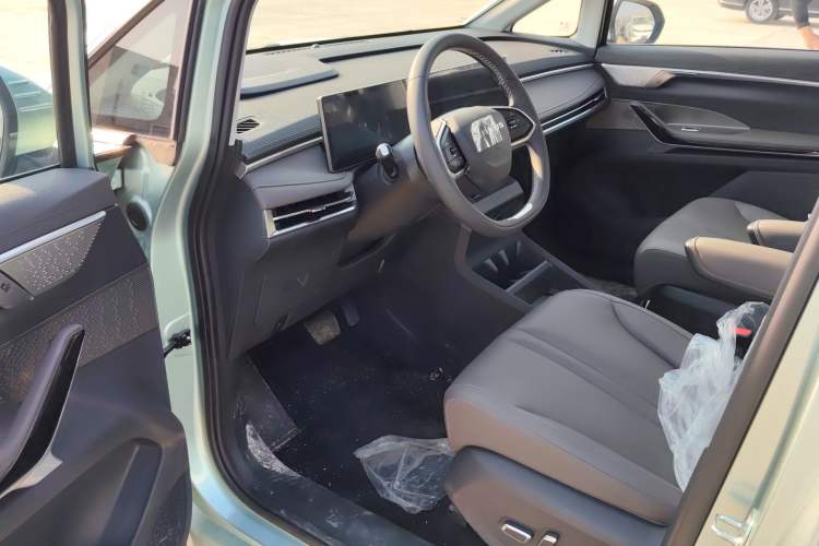 Used SAIC MAXUS Dajia 7 2024 Revised Version Super Hybrid Long-Range Edition Enjoyment Version Driver Seat