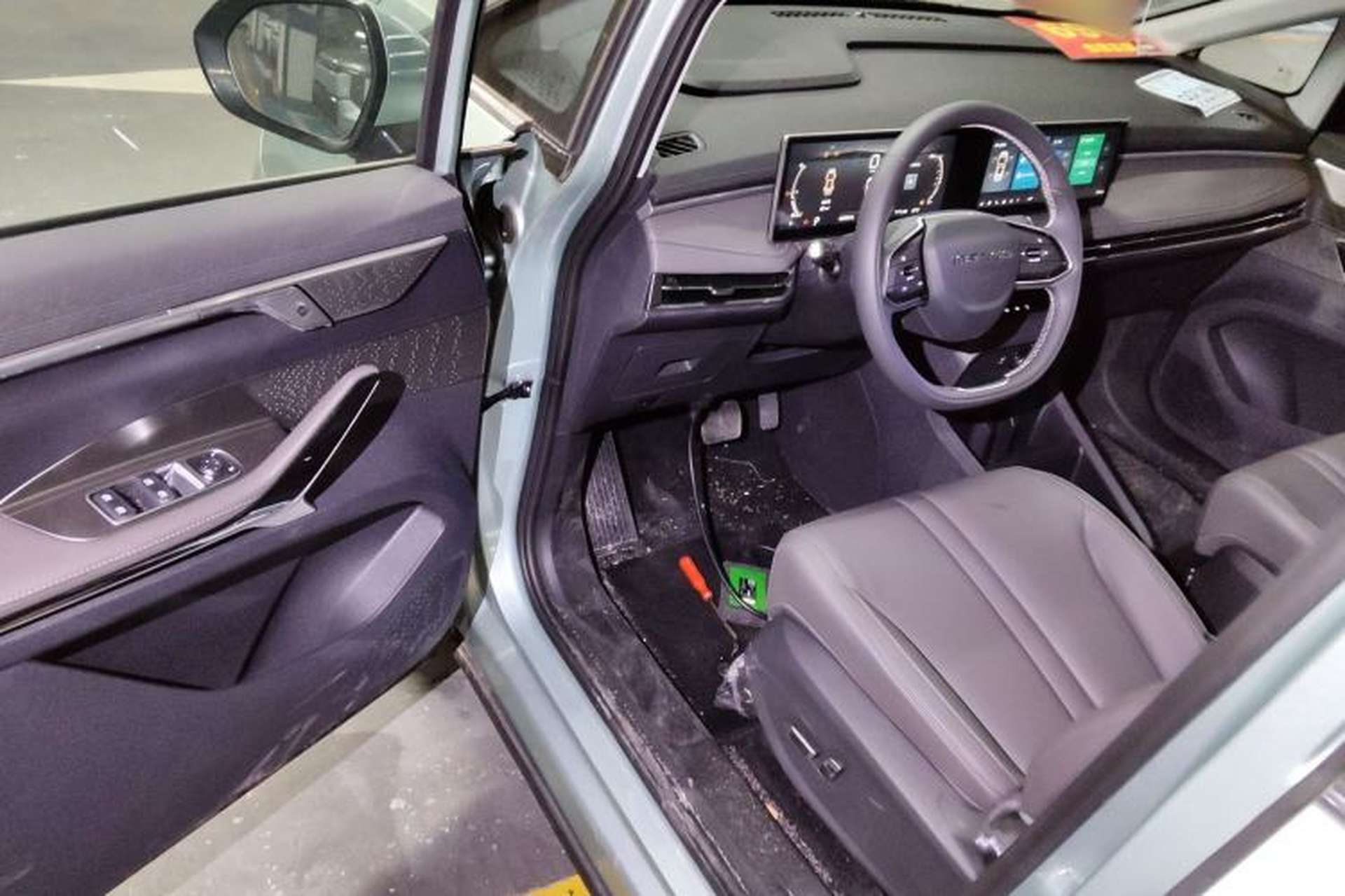 Used SAIC MAXUS Dajia 7 2024 Revised Version Super Hybrid Long-Range Edition Enjoyment Version Driver Seat