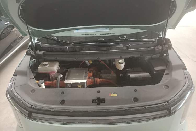 Used SAIC MAXUS Dajia 7 2024 605 km Extended-Range Forest Version Engine Bay