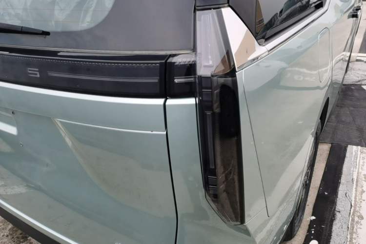 Used SAIC MAXUS Dajia 7 2024 Revised Version Super Hybrid Long-Range Edition Enjoyment Version Exterior 3