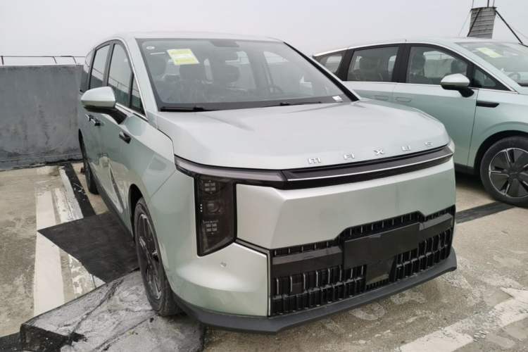 Used SAIC MAXUS Dajia 7 2024 Revised Version Super Hybrid Long-Range Edition Enjoyment Version Front Right 45 Deg