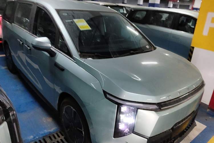 Used SAIC MAXUS Dajia 7 2024 Revised Version Super Hybrid Long-Range Edition Enjoyment Version Front Right 45 Deg