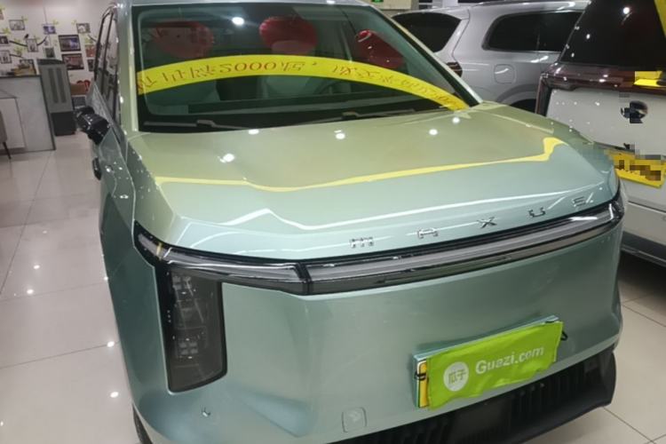 Used SAIC MAXUS Dajia 7 2024 605 km Extended Range Highland Version Six-Seater Front Right 45 Deg