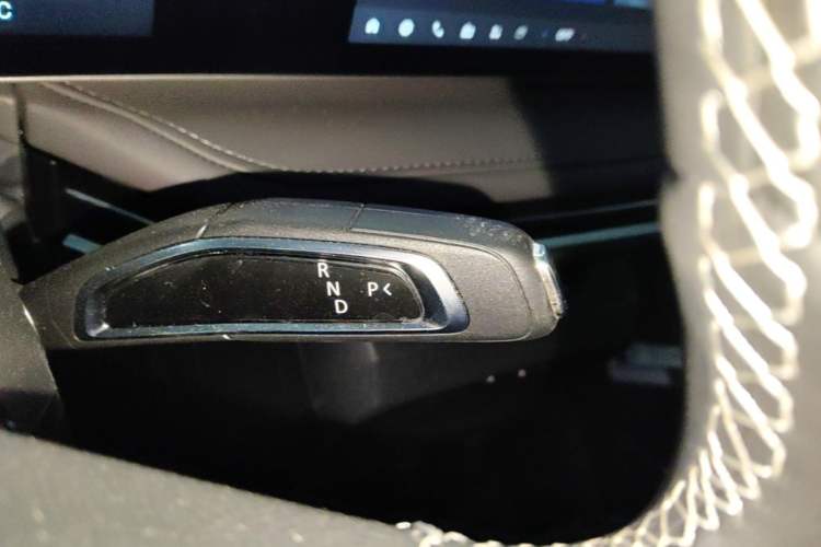 Used SAIC MAXUS Dajia 7 2024 Revised Version Super Hybrid Long-Range Edition Enjoyment Version Gear Lever