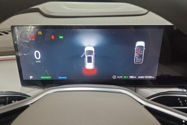 Used SAIC MAXUS Dajia 7 2024 605 km Extended Range Highland Version Six-Seater Instrument Cluster