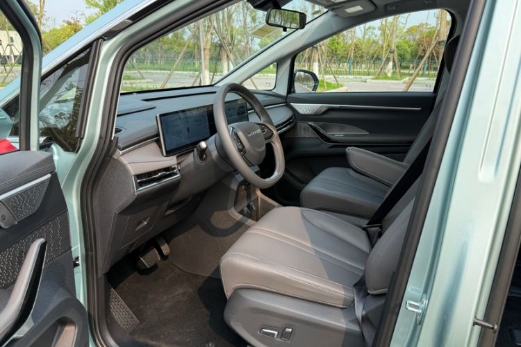 Used SAIC MAXUS Dajia 7 2024 Super Hybrid Long-Range Edition Enjoyment Version Interior 3