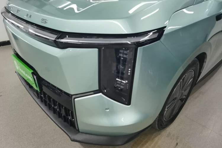 Used SAIC MAXUS Dajia 7 2024 Super Hybrid Ultra-Long Range Flagship Edition Left Front Headlight