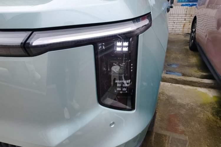 Used SAIC MAXUS Dajia 7 2024 605 km Extended Range Mountain Edition 7-Seater Left Front Headlight