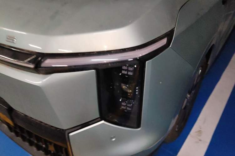 Used SAIC MAXUS Dajia 7 2024 Revised Version Super Hybrid Long-Range Edition Enjoyment Version Left Front Headlight