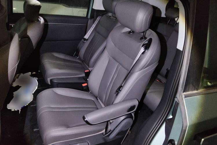 Used SAIC MAXUS Dajia 7 2024 Revised Version Super Hybrid Long-Range Edition Enjoyment Version Left Rear Seat