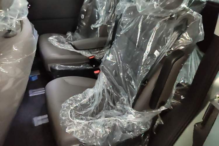 Used SAIC MAXUS Dajia 7 2024 Revised Version Super Hybrid Long-Range Edition Enjoyment Version Left Rear Seat