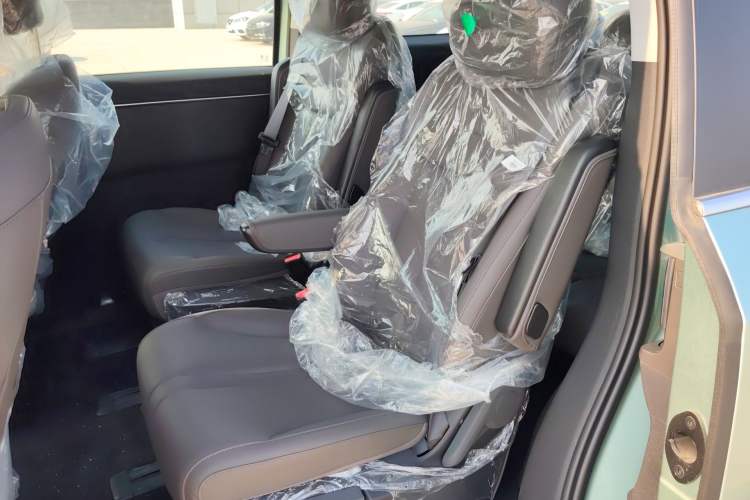 Used SAIC MAXUS Dajia 7 2024 Revised Version Super Hybrid Long-Range Edition Enjoyment Version Left Rear Seat