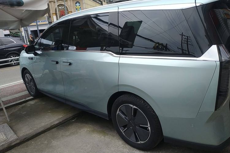 Used SAIC MAXUS Dajia 7 2024 605 km Extended-Range Forest Version Left Side