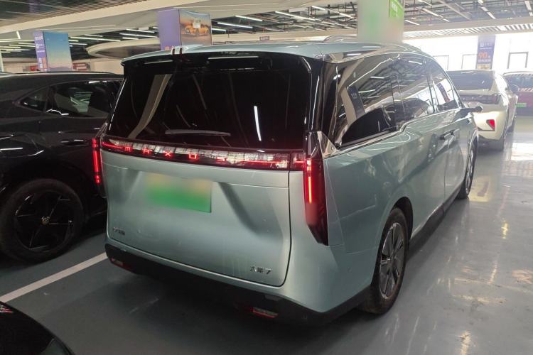 Used SAIC MAXUS Dajia 7 2024 605 km Extended Range Highland Version Six-Seater Rear Right 45 Deg