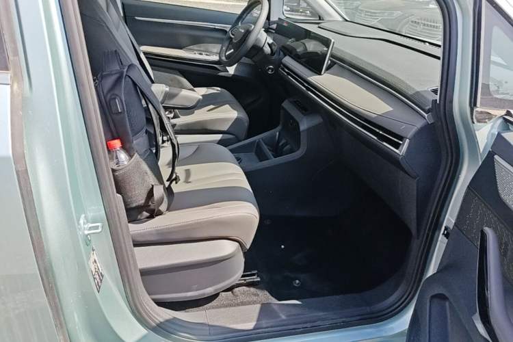Used SAIC MAXUS Dajia 7 2024 Revised Version Super Hybrid Long-Range Edition Enjoyment Version Right Front Seat