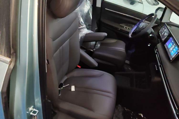 Used SAIC MAXUS Dajia 7 2024 Revised Version Super Hybrid Long-Range Edition Enjoyment Version Right Front Seat