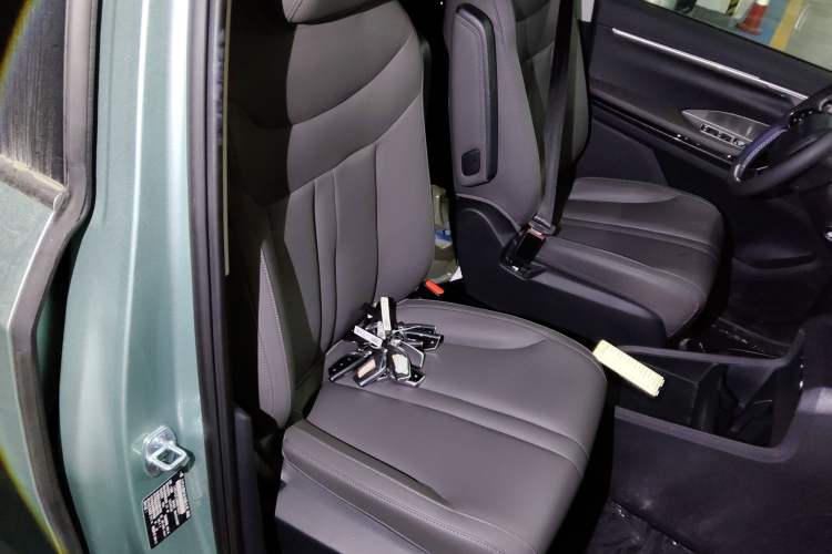 Used SAIC MAXUS Dajia 7 2024 Revised Version Super Hybrid Long-Range Edition Enjoyment Version Right Front Seat