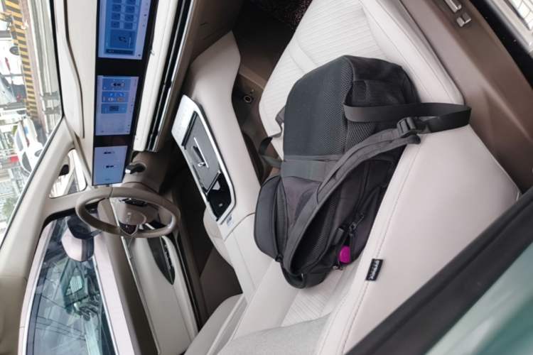 Used SAIC MAXUS Dajia 7 2024 605 km Extended Range Mountain Edition 7-Seater Right Front Seat