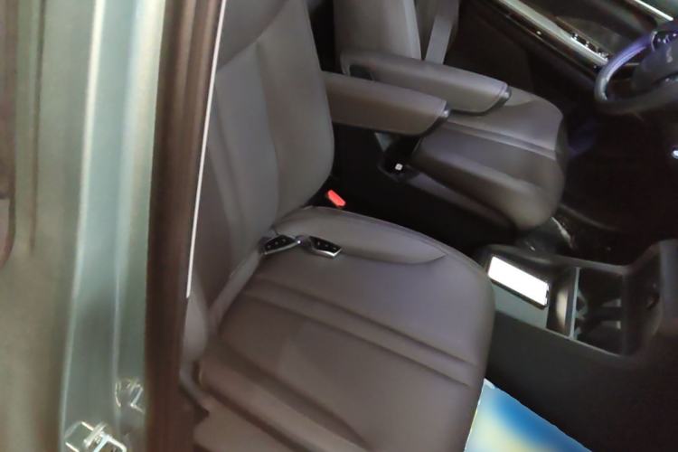 Used SAIC MAXUS Dajia 7 2024 Revised Version Super Hybrid Long-Range Edition Enjoyment Version Right Front Seat