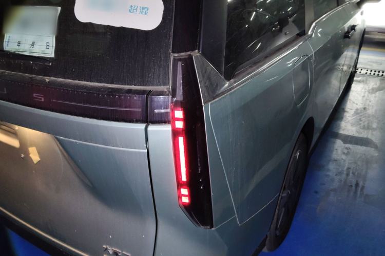 Used SAIC MAXUS Dajia 7 2024 Revised Version Super Hybrid Long-Range Edition Enjoyment Version Right Rear Taillight