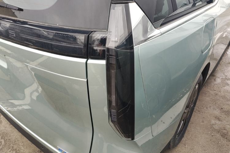 Used SAIC MAXUS Dajia 7 2024 Revised Version Super Hybrid Long-Range Edition Enjoyment Version Right Rear Taillight